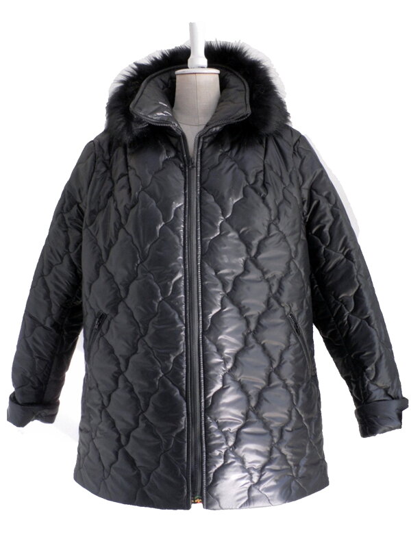 Dámská zimní bunda s kapucí - nadměrné velikosti - černá